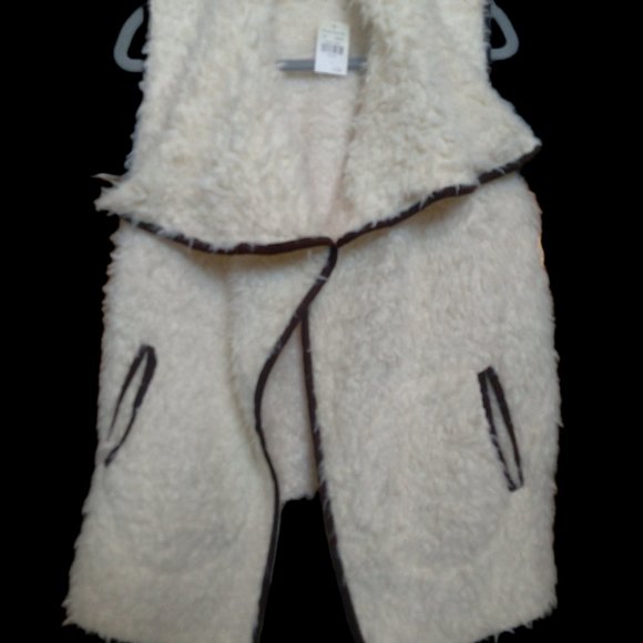 White Sherpa Long Vest w/ Brown Trim - Picture 1 of 3